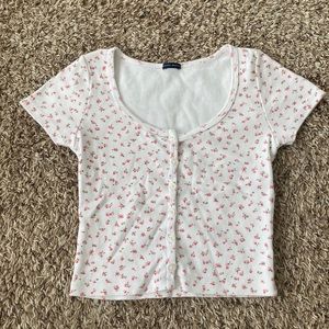 Brandy Melville shirt